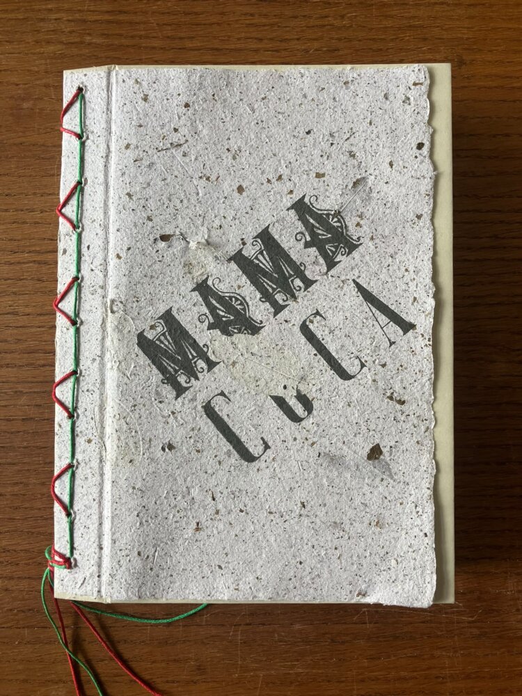 1000003005 MAMA COCA – Image 1